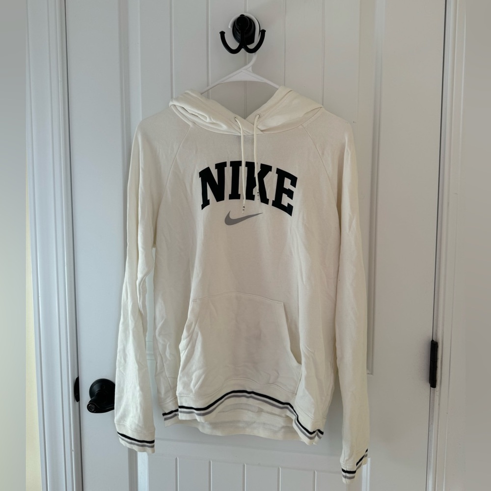 white nike hoodie